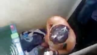 تنہا پڑوسی نے طلاق د ...
