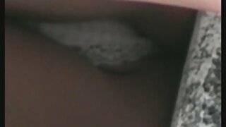 کھڑے ہوتے ہوئے ایک ط ...
